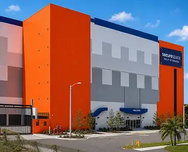 650 NW 30th St, Miami, FL